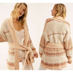Free People Cozy Cabin Cardi Size Large Light Pink